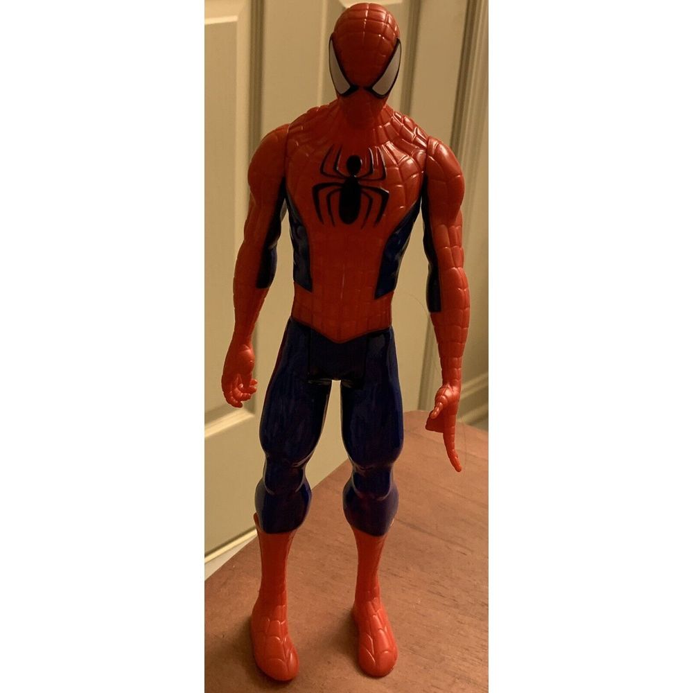 Marvel 2013 Hasbro Spiderman 11" Action Figure